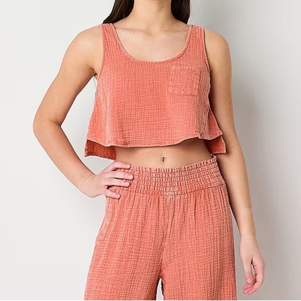Arizona Cropped Womens Juniors Round Neck Sleeveless Tank Top